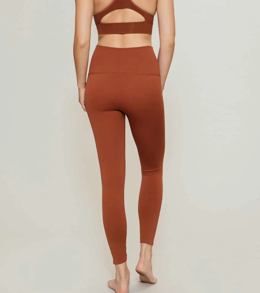 SAISEI Essential High-Waisted Leggings - Cinnamon Brown - Atelier Talia Sol - Comfortable & Stylish Workout Pants