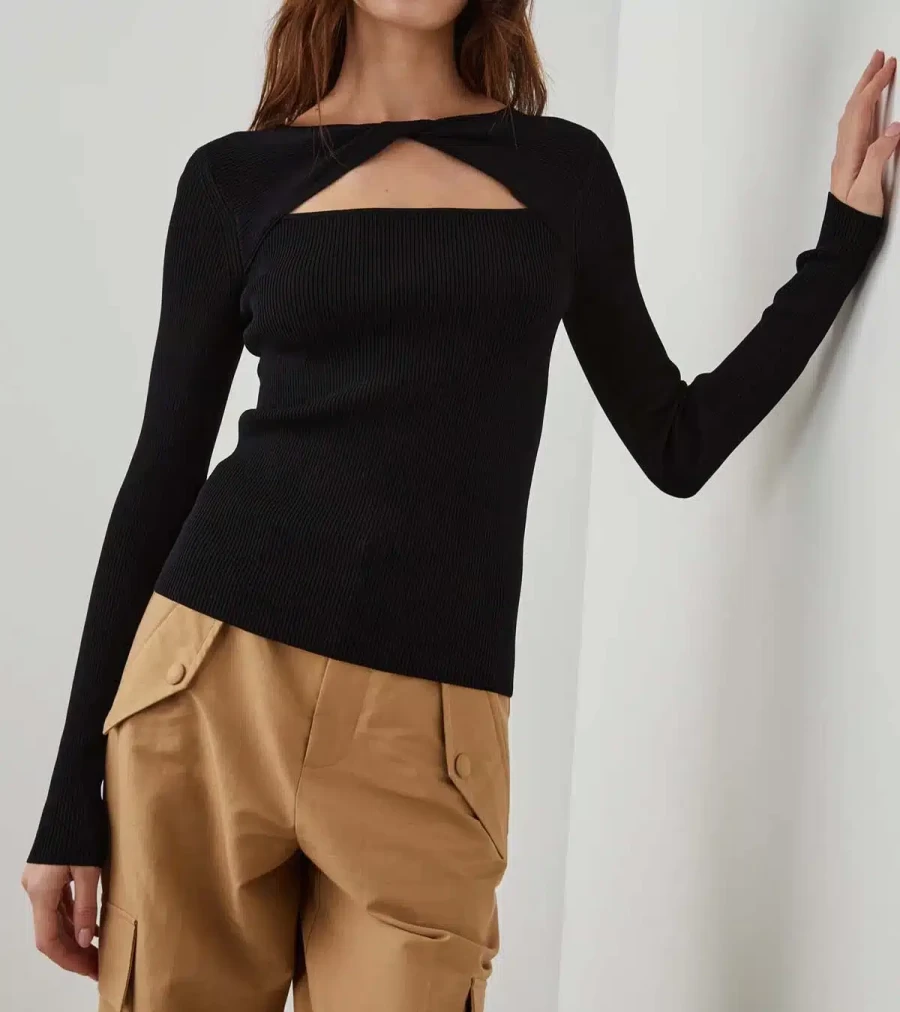 RAILS Erina Top for Women - Sleek Black Blouse for Casual & Elegant Style