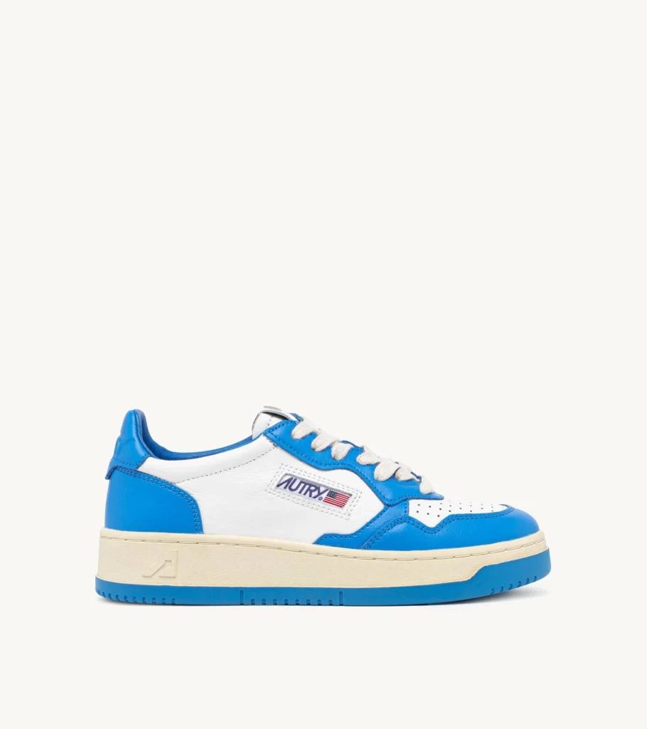 AUTRY Medalist Low Top Leather Sneakers in White and Azure - Men's/Women's Casual Shoes