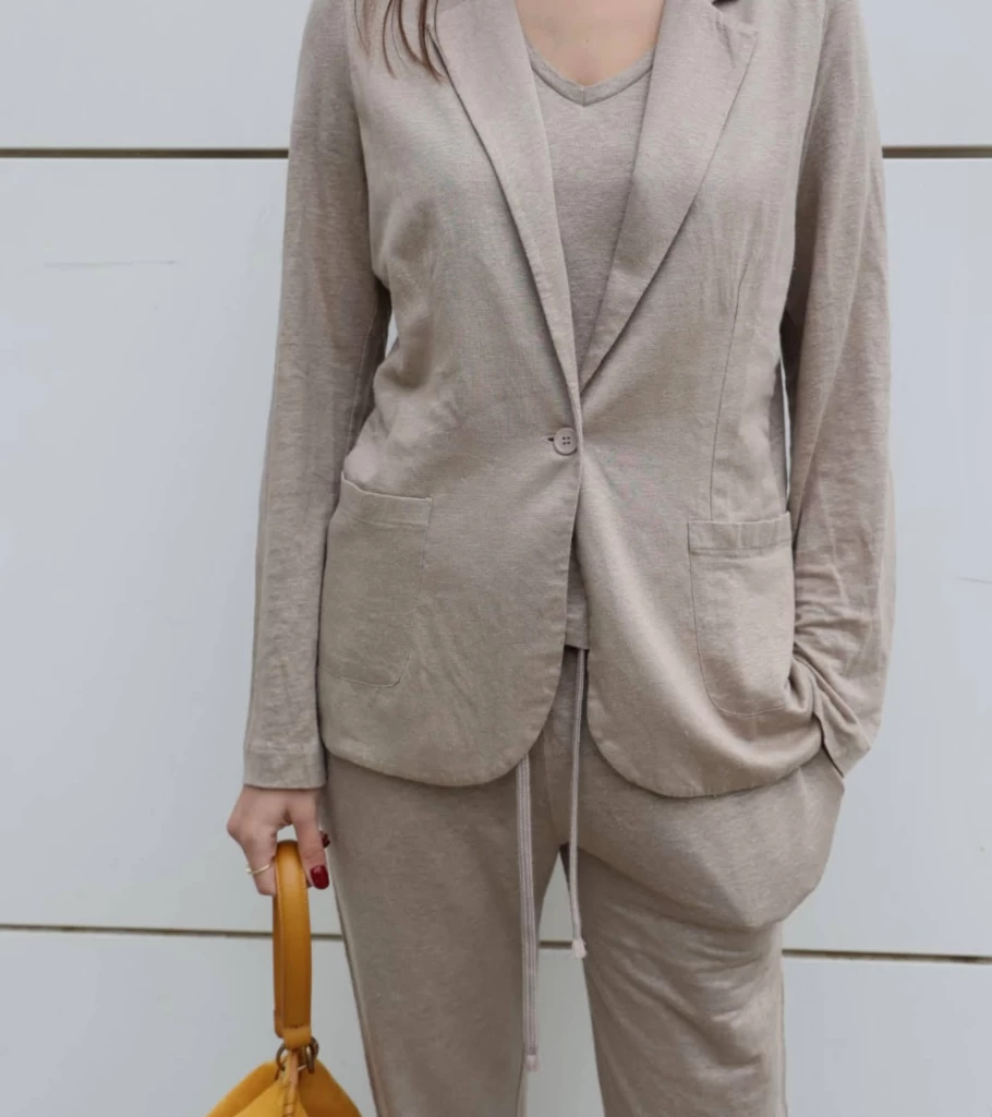 MAJESTIC FILATURES Linen Blazer for Women - Desert Beige Relaxed Fit Summer Lightweight Jacket - Atelier Talia Sol Tailored Coat