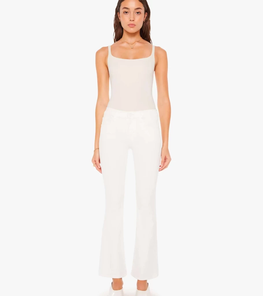 MOTHER DENIM The Down Low Weekender Skimp Jeans in Fairest Of Them All Wash